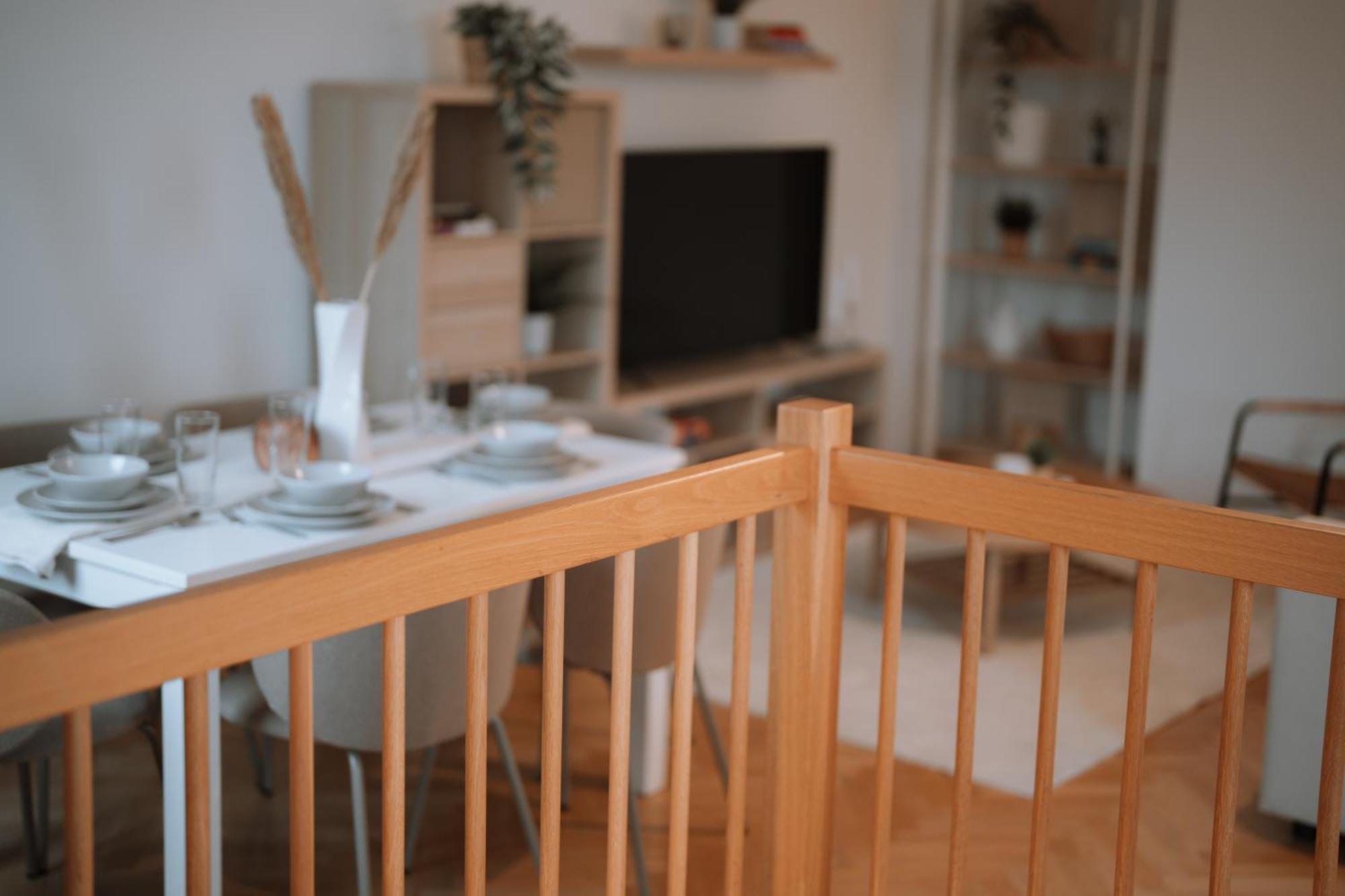 90Qm, 3 Bedrooms, Near Schoenbrunn, Balcony - Axara Housing Vienna Esterno foto