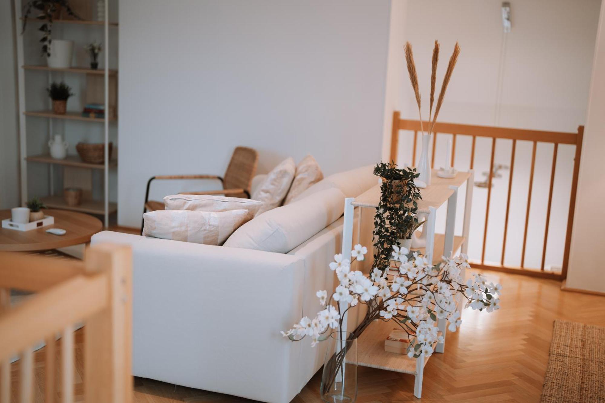 90Qm, 3 Bedrooms, Near Schoenbrunn, Balcony - Axara Housing Vienna Esterno foto